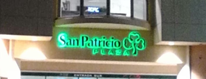 San Patricio Plaza is one of Tempat yang Disukai Paul.