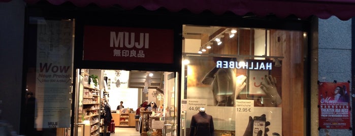 Muji is one of Orte, die Michael gefallen.