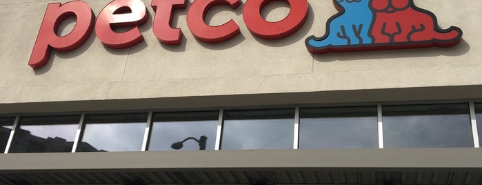 Petco is one of Wesley 님이 좋아한 장소.