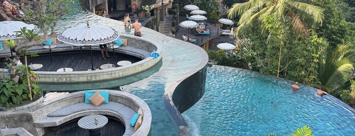 Wanna Jungle Pool And Bar is one of Бали Оля Верн.