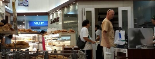Saint ETOILE is one of Bakery & Coffee in Korat.