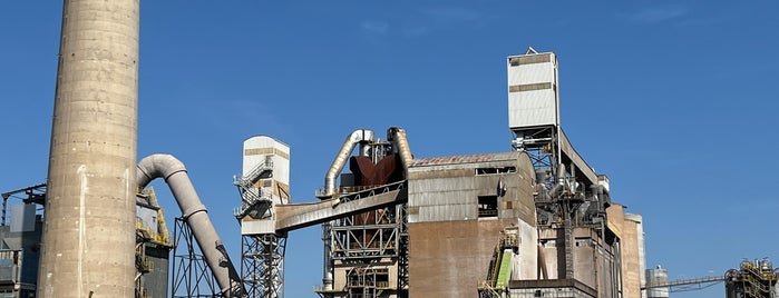 AINSI (voorm. verpakkingsgebouw cementfabriek ENCI) is one of Maastricht.