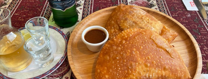 Deda - בית חצ'פורי / Деда - Дом Хачапури is one of Eat in Israel.