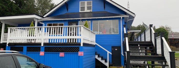 Jamie's Whaling Station Tofino is one of Albhaさんのお気に入りスポット.