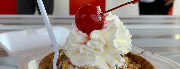 Dairy Kurl is one of The 15 Best Places for Desserts in Clearwater.