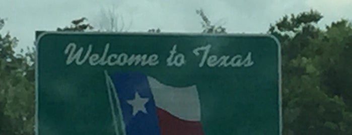 Louisiana / Texas State Line is one of Erica'nın Beğendiği Mekanlar.