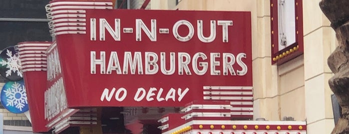 In-N-Out Burger is one of Lugares favoritos de Paddy.