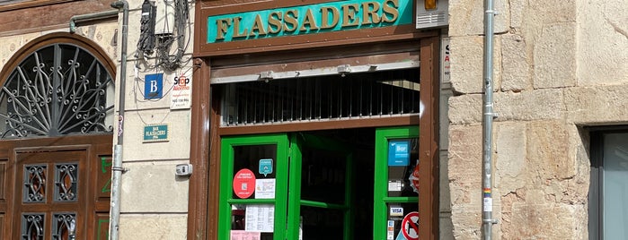 Bar Flassaders is one of mis sitios.