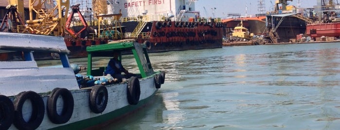 Pangkalan Service Boat is one of Visiting Place.