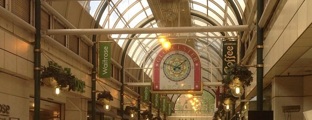 Gloucester Arcade is one of mikaさんのお気に入りスポット.