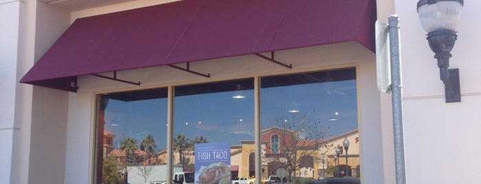 Rubio's Coastal Grill is one of สถานที่ที่ Justin ถูกใจ.