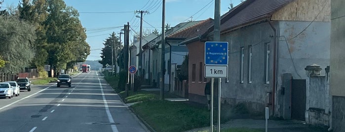 Štátna hranica | Határátkelőhely | Border crossing [SK/HU] is one of Štátne hranice Slovenskej republiky.