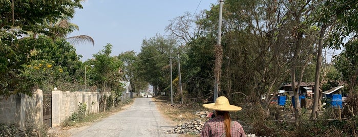 Yawnghwe is one of สถานที่ที่ Alexey ถูกใจ.