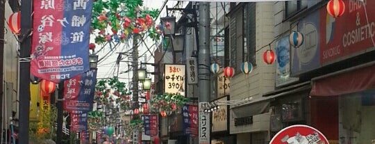 Stazione di Sasazuka (KO04) is one of 京王線 (Keio Line).