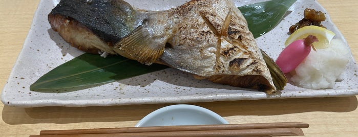 沼津 魚がし鮨 沼津港店 is one of 思い出の場所.