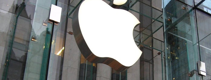 Apple Fifth Avenue is one of Nova York.