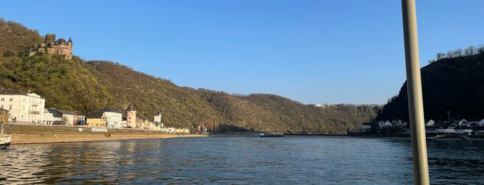 Rheinfähre Sankt Goarshausen is one of Loreley.