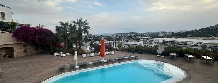 Lvzz Hotel is one of Bodrum.