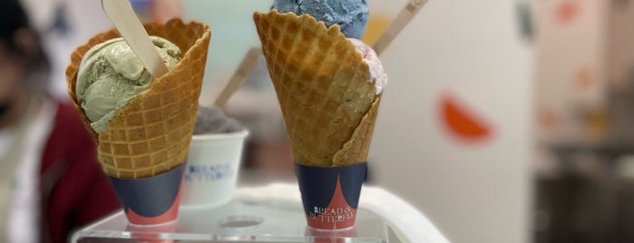 Bread & Butterfly is one of Singapore Icecream Parlors.