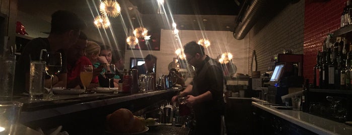 Raval Tapas Bar & Cocktail Lounge is one of Lugares favoritos de Megan 🐶.