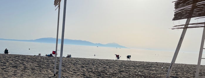 Gençlik Parkı Plajı is one of Lugares favoritos de Sezgin.