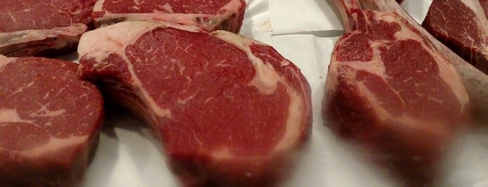 deBetti Dry Aged is one of Tatiさんのお気に入りスポット.