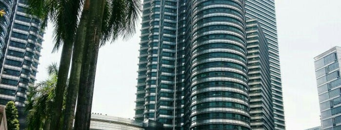 PETRONAS Twin Towers is one of Hanaさんのお気に入りスポット.