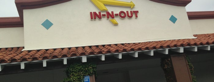 In-N-Out Burger is one of Lugares favoritos de Leigh.