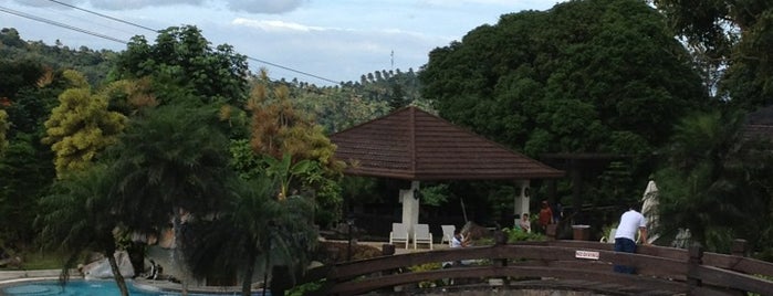 Tagaytay Highlands Sports Club is one of Tempat yang Disukai Genina.