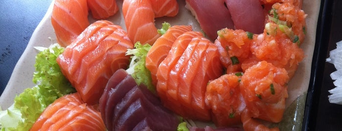 Yukusue Sushi is one of favoritos.