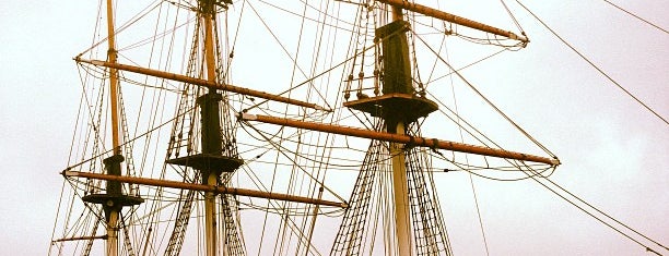 Dunbrody Famine Ship & Irish Emigrant Experience is one of Ships (historical, sailing, original or replica).