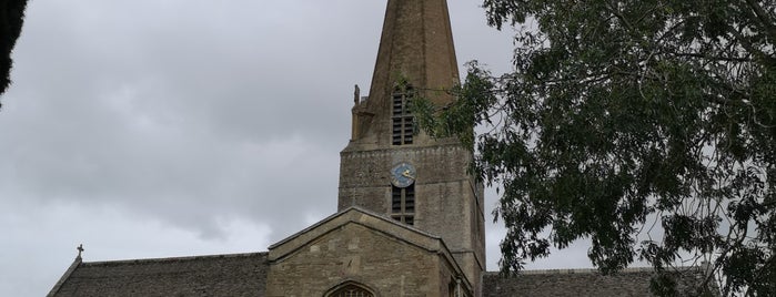 St Mary the Virgin, Bampton is one of สถานที่ที่ Allison ถูกใจ.