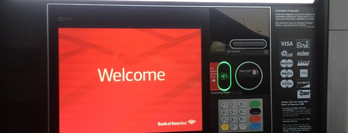 Bank of America is one of Ronさんのお気に入りスポット.