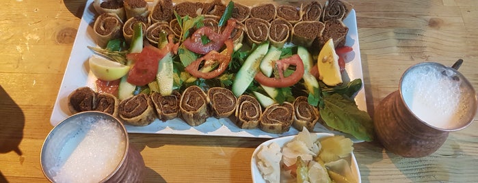 Organik Çiğköfte is one of Locais curtidos por Altuğ.