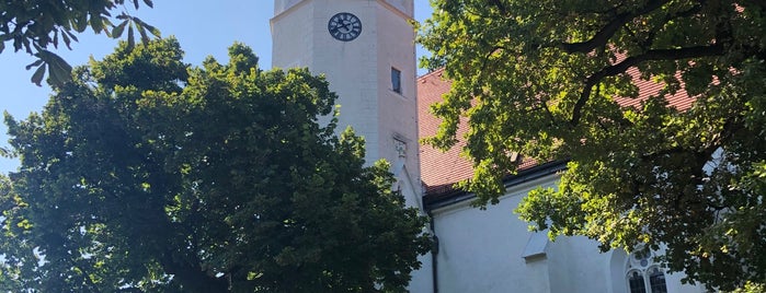 Grinzinger Pfarrkirche is one of Viena.