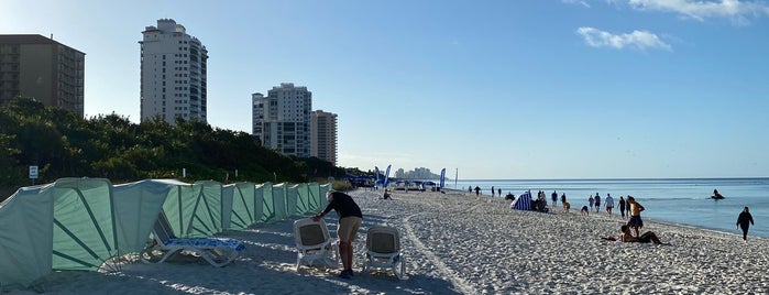 Vanderbilt Beach is one of Süd-Florida / USA.
