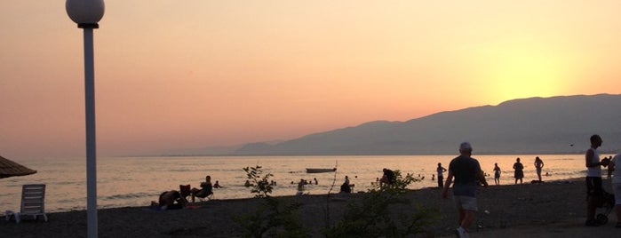 Çapulcu Beach Club is one of Tempat yang Disukai Dönis.