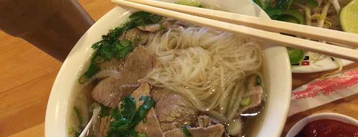 Pho 50 is one of Guide to be Pho King-Queen of DC.