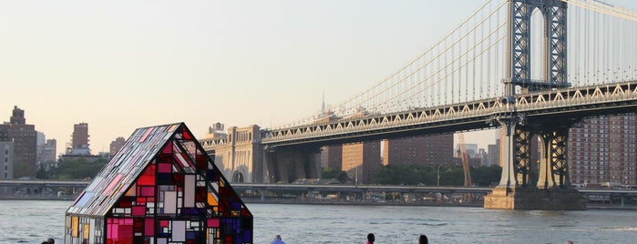 Brooklyn Bridge Park is one of Locais curtidos por Brittany.