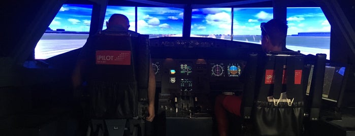 iPILOT Flight Simulator is one of Praga.