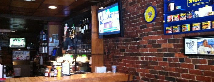 Rosie's Restaurant & Pub is one of Portland.