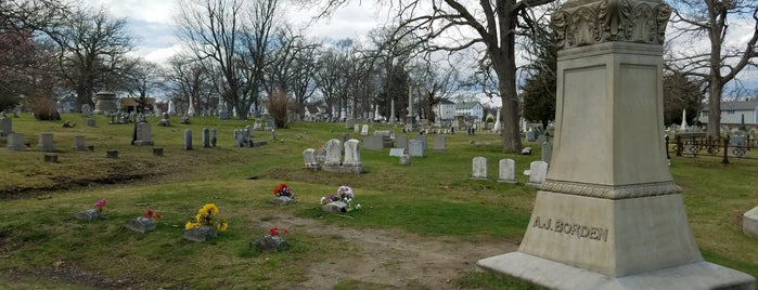 Oak Grove Cemetery is one of Places to Go - Massachusetts.
