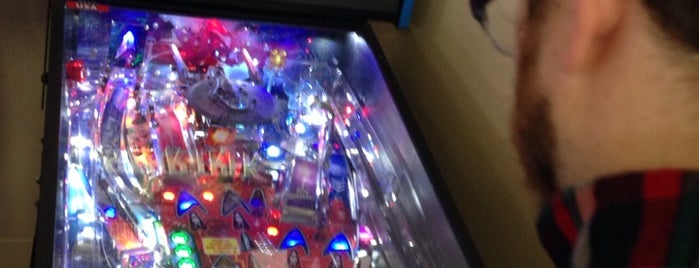 California Sandwiches is one of Downtown Toronto Pinball.