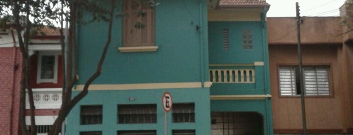 Que Tal Hostel e Arte is one of Tempat yang Disukai Luis.