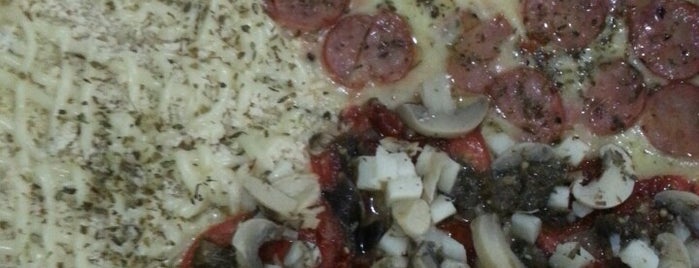 Pizza da Vila is one of Vegan Natal RN.