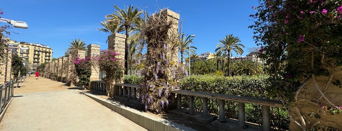 Parc de Joan Miró is one of Jiriさんのお気に入りスポット.