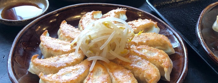 五味八珍 御油店 is one of ラーメン同好会・三河支部.