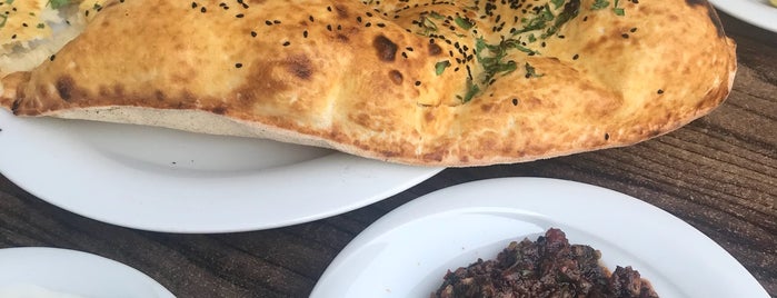 Aydın Pide Restaurant is one of Locais curtidos por Arda.