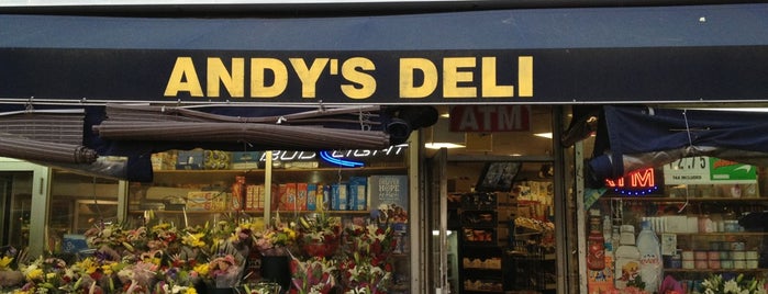 Andy's Deli is one of Lugares favoritos de Tom.