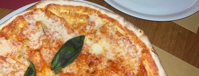 Amici Della Pizza is one of Milano out.